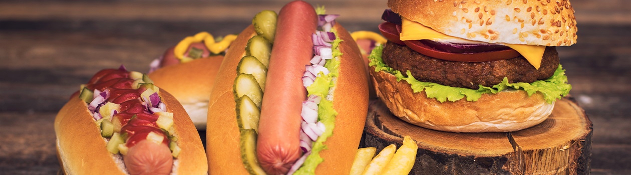 BBQ questionnaire: Are you team burger or team hot dog?