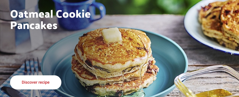 Oatmeal Cookie Pancakes